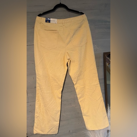 Talbots Light Tan Women's Boot Cut Pants - Picture 9 of 9